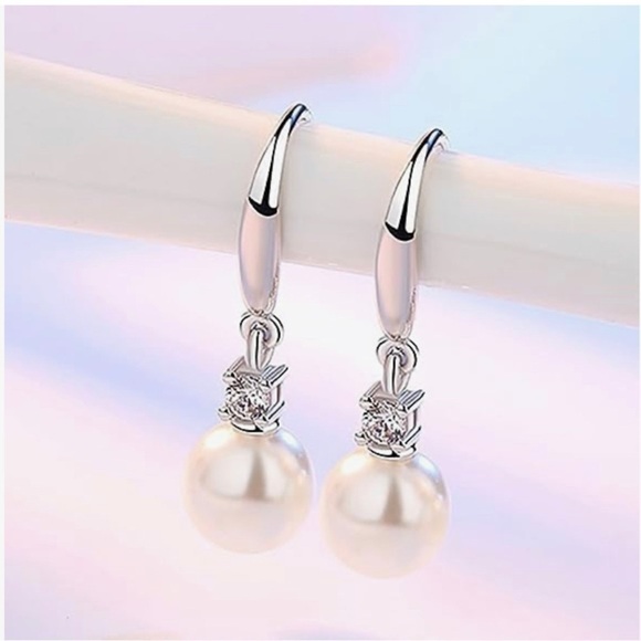 Earrings Pearl Dangle Silver Tone With Crystal Accent - Picture 4 of 8